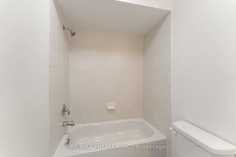 Photo 36 at 34 George Bogg Road, East Woodbridge, Vaughan