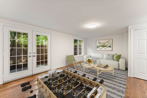 Photo 39 at 34 George Bogg Road, East Woodbridge, Vaughan