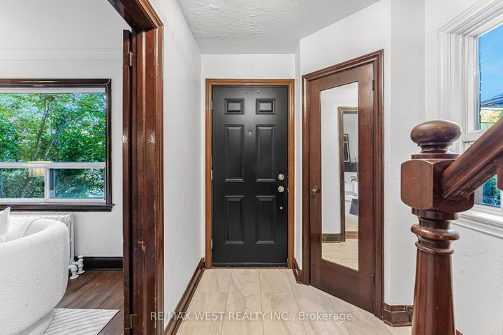 Photo 2 at 215 Jane Street, Bloor West Village, Toronto