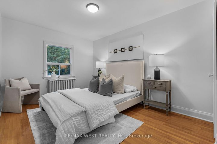 Photo 19 at 215 Jane Street, Bloor West Village, Toronto