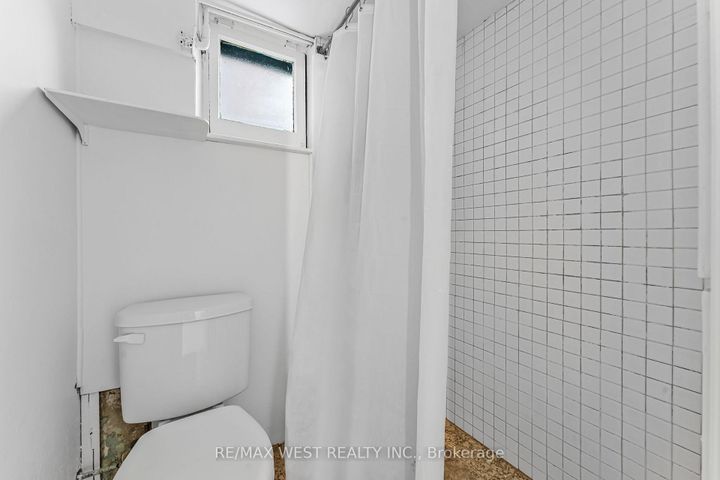 Photo 30 at 215 Jane Street, Bloor West Village, Toronto