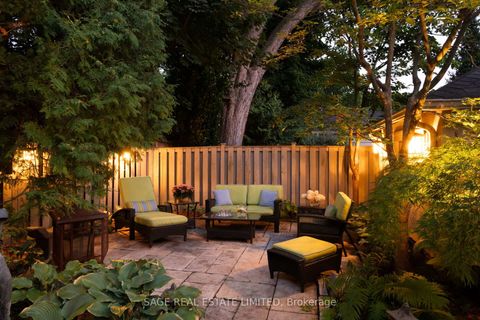 Photo 19 at 35 Grenview Boulevard N, Kingsway South, Toronto