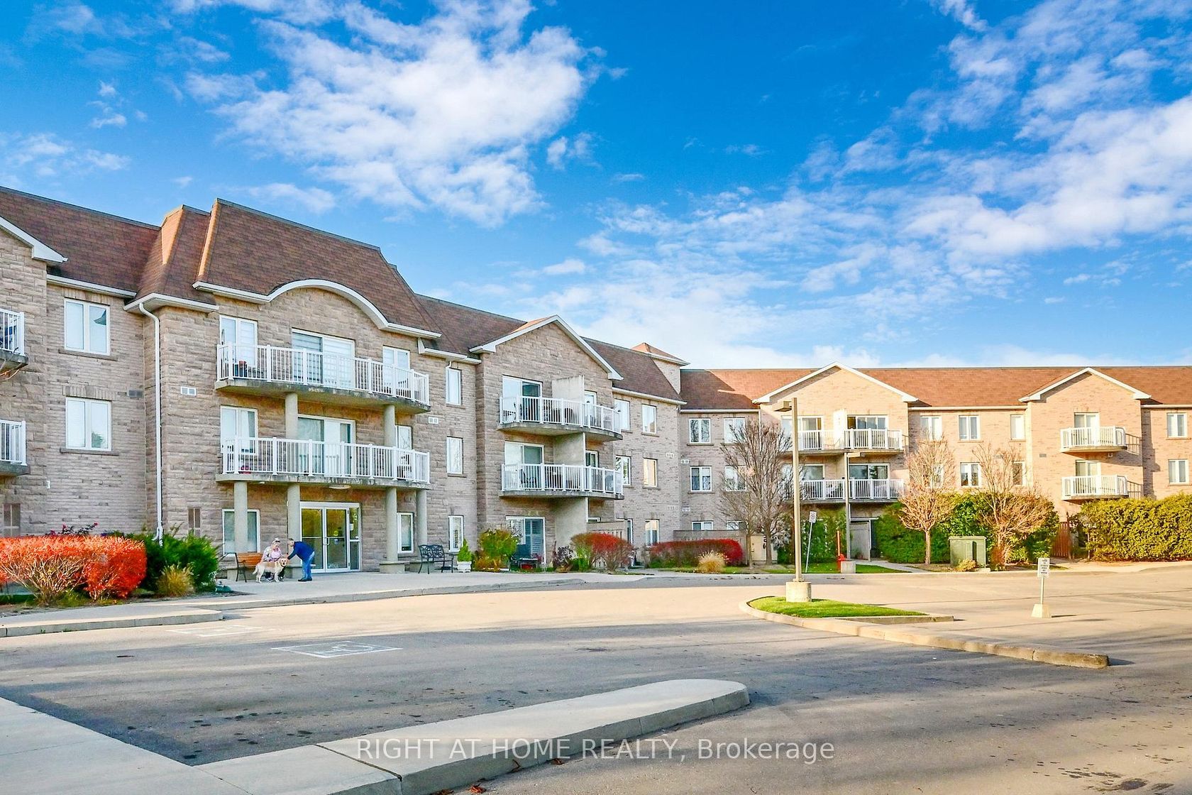 214 - 32 Church Street, Schomberg, King by Loree Meneguzzi Real Estate 214 - 32 Church Street, Schomberg, King