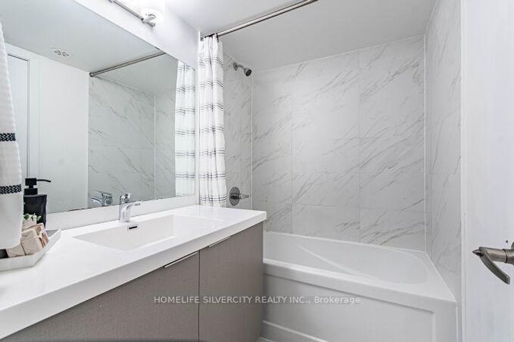Photo 28 at 104 - 3058 Sixth Line, GO Glenorchy, Oakville