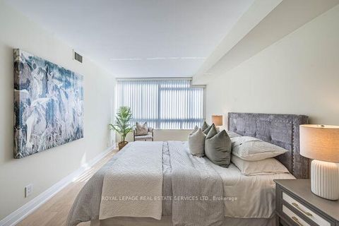 Photo 38 at 301 - 1 Aberfoyle Crescent, City Centre West, Toronto