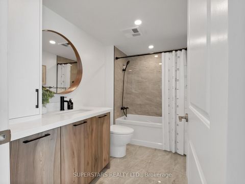 Photo 17 at 3810 - 2015 Sheppard Avenue E, Henry Farm, Toronto
