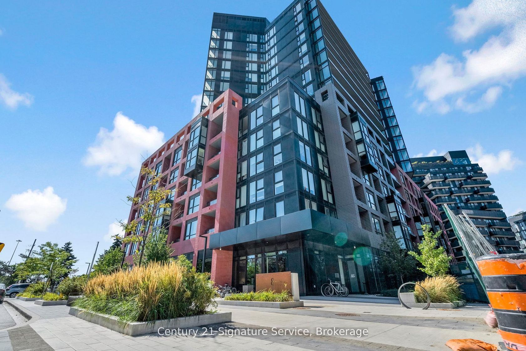 803 - 8 Tippett Road, Clanton Park, Toronto 