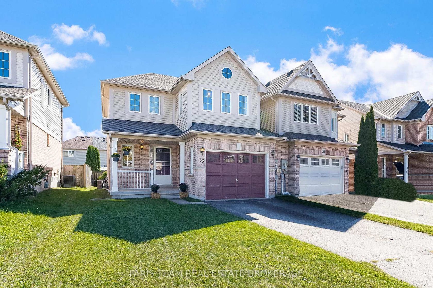 33 Bird Street, Edgehill Drive, Barrie photo number 2 33 Bird Street, Edgehill Drive, Barrie photo number 2