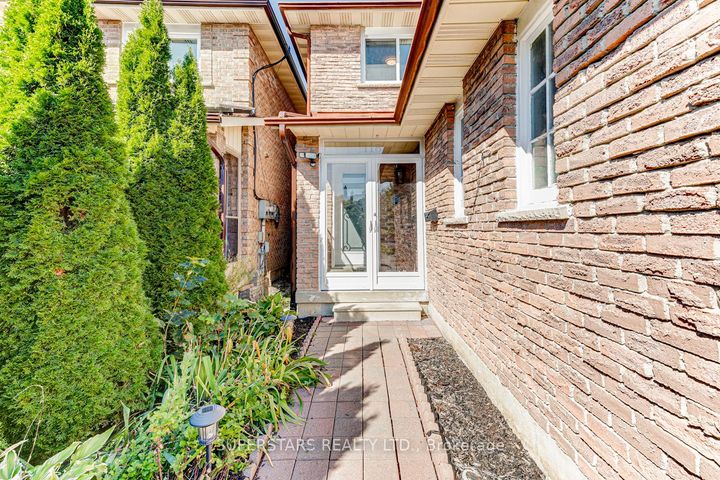 Photo 1 at 115 Major Button's Drive, Amberglen, Markham