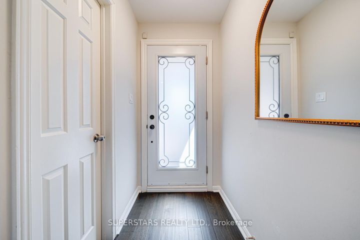 Photo 2 at 115 Major Button's Drive, Amberglen, Markham