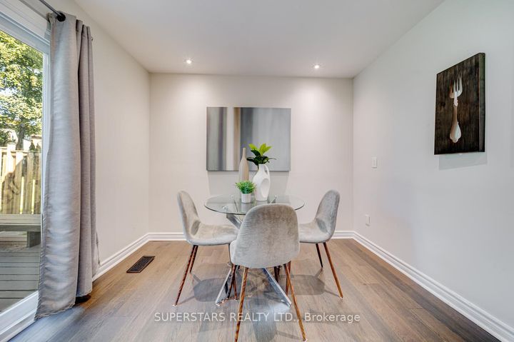 Photo 9 at 115 Major Button's Drive, Amberglen, Markham