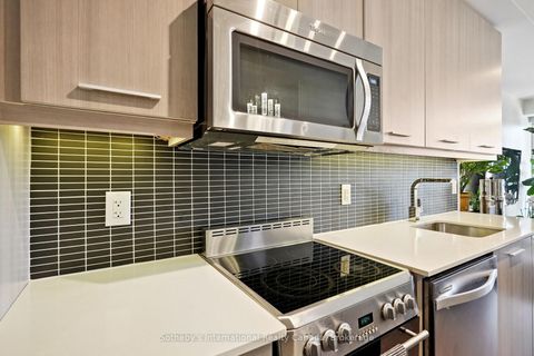 Photo 7 at 903 - 105 George Street, Moss Park, Toronto