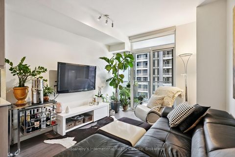 Photo 9 at 903 - 105 George Street, Moss Park, Toronto