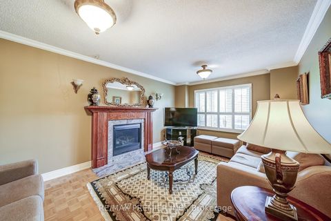 Photo 7 at 300 Belview Avenue, East Woodbridge, Vaughan