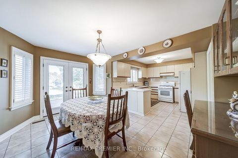 Photo 9 at 300 Belview Avenue, East Woodbridge, Vaughan