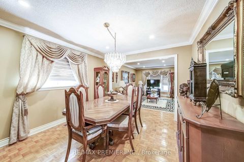 Photo 13 at 300 Belview Avenue, East Woodbridge, Vaughan