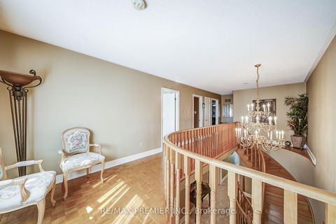 Photo 16 at 300 Belview Avenue, East Woodbridge, Vaughan