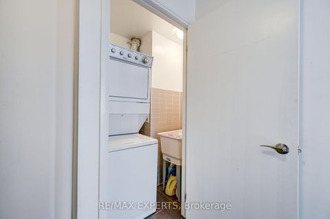 Photo 15 at 3002 - 2910 Highway 7 Road W, Concord, Vaughan