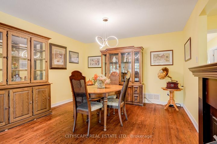 Photo 5 at 22 Jade Crescent, Northgate, Brampton