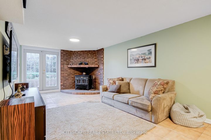 Photo 26 at 22 Jade Crescent, Northgate, Brampton