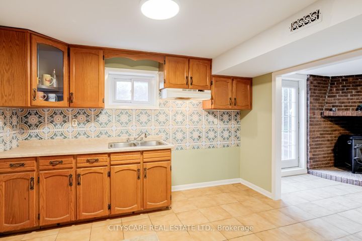 Photo 29 at 22 Jade Crescent, Northgate, Brampton
