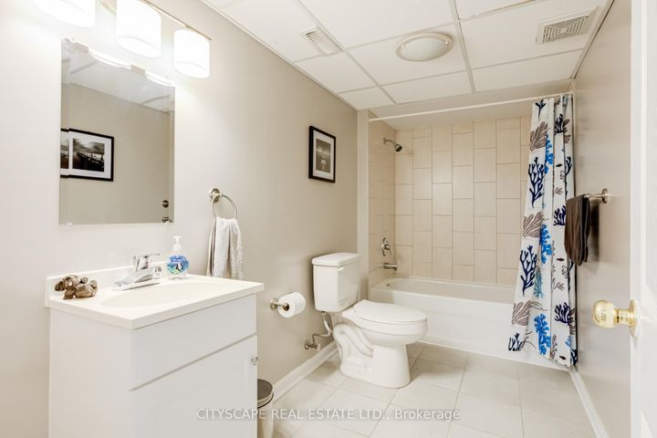 Photo 31 at 22 Jade Crescent, Northgate, Brampton