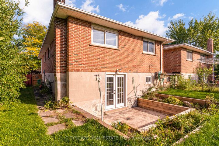Photo 34 at 22 Jade Crescent, Northgate, Brampton