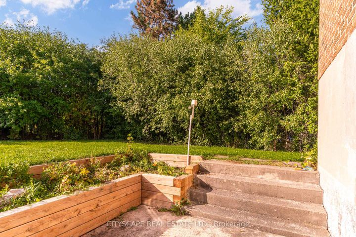 Photo 37 at 22 Jade Crescent, Northgate, Brampton