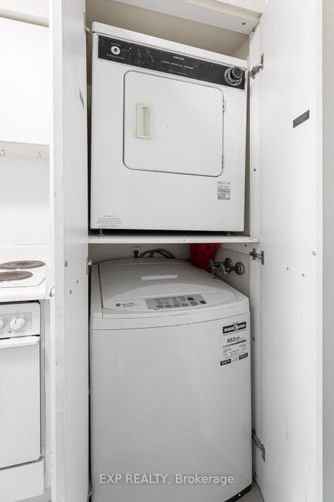 Photo 23 at 1903 - 1055 Bay Street, Bay Street Corridor, Toronto Photo 23 at 1903 - 1055 Bay Street, Bay Street Corridor, Toronto