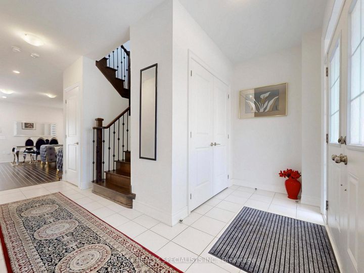 Photo 2 at 33 Tiger Crescent, Wellington North, Brampton