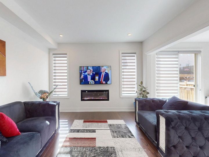 Photo 14 at 33 Tiger Crescent, Wellington North, Brampton