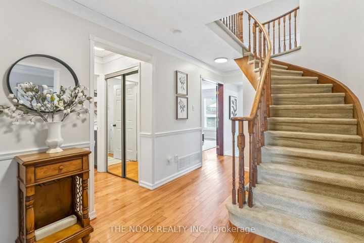 Photo 3 at 1090 Benton Crescent, Liverpool, Pickering