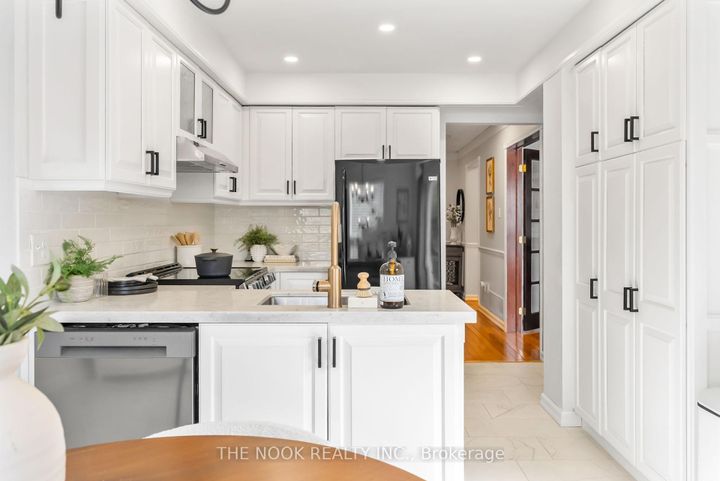 Photo 9 at 1090 Benton Crescent, Liverpool, Pickering