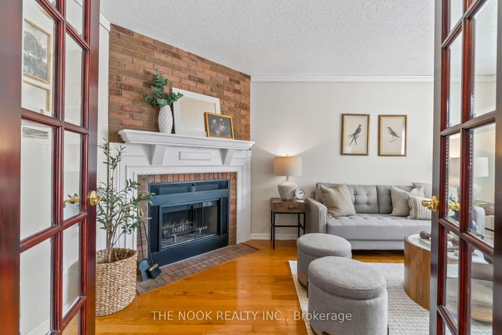 Photo 15 at 1090 Benton Crescent, Liverpool, Pickering