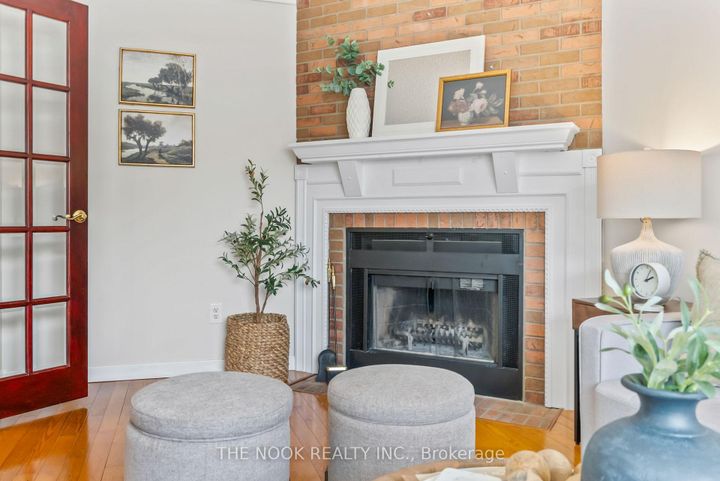 Photo 18 at 1090 Benton Crescent, Liverpool, Pickering