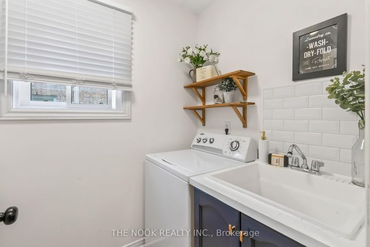 Photo 19 at 1090 Benton Crescent, Liverpool, Pickering