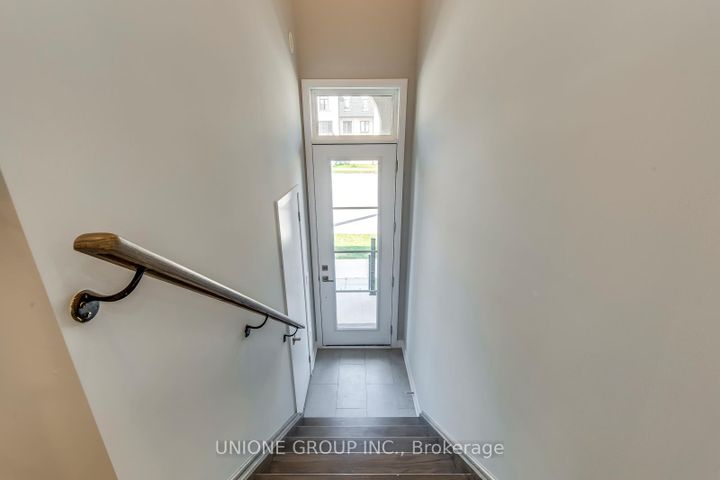 Photo 2 at 1344 William Halton Parkway, NW Northwest, Oakville