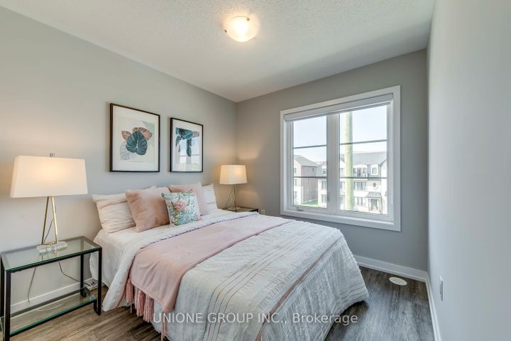 Photo 31 at 1344 William Halton Parkway, NW Northwest, Oakville