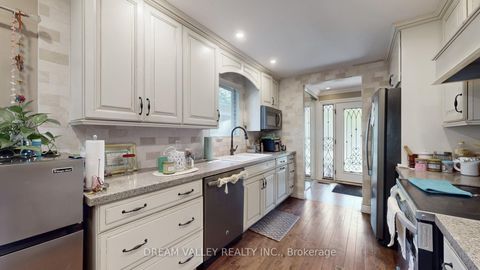 Photo 11 at 15 Scarborough Golf Club Road, Scarborough Village, Toronto