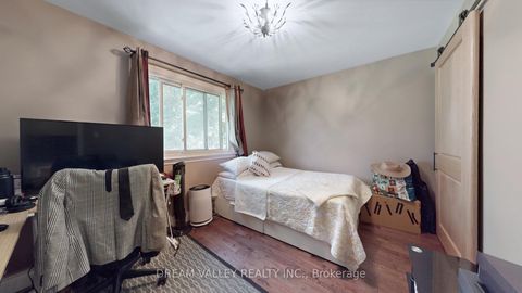 Photo 26 at 15 Scarborough Golf Club Road, Scarborough Village, Toronto