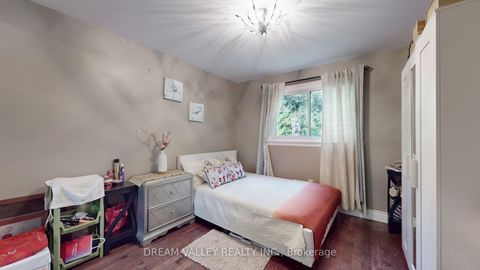 Photo 36 at 15 Scarborough Golf Club Road, Scarborough Village, Toronto Photo 36 at 15 Scarborough Golf Club Road, Scarborough Village, Toronto