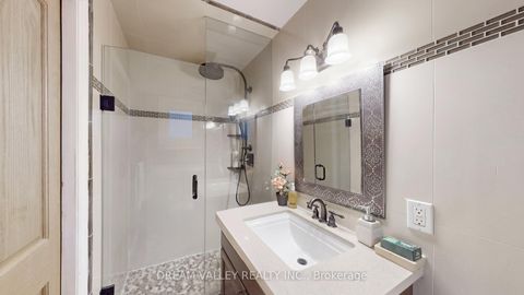 Photo 39 at 15 Scarborough Golf Club Road, Scarborough Village, Toronto