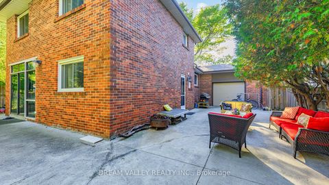 Photo 45 at 15 Scarborough Golf Club Road, Scarborough Village, Toronto