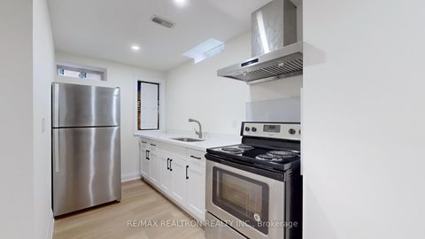 Photo 23 at 8 Culloden Court, Highland Creek, Toronto