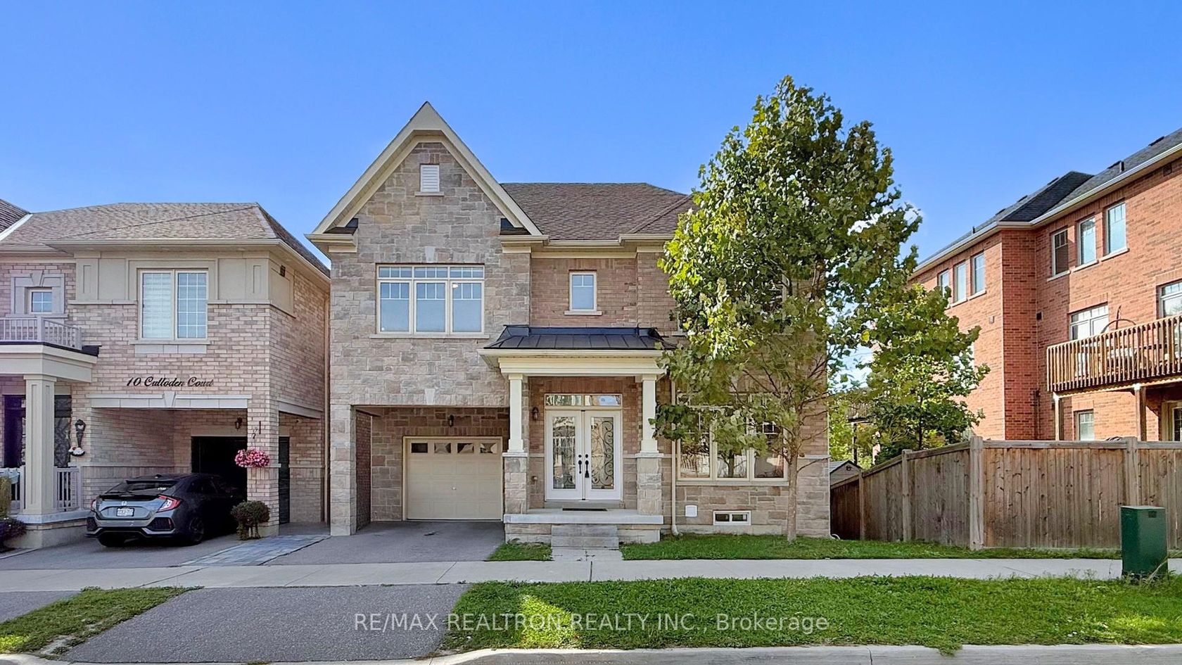 8 Culloden Court, Highland Creek, Toronto 