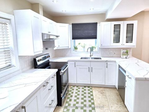 Photo 4 at 74 Cliff Street, Smythe, Toronto