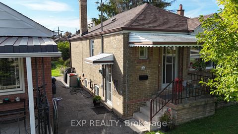 Photo 0 at 546 Mc Roberts Avenue N, Fairbank, Toronto Photo 0 at 546 Mc Roberts Avenue N, Fairbank, Toronto