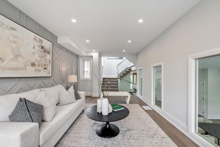 Photo 18 at 17 Trenton Avenue, Lumsden, Toronto