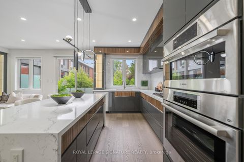 Photo 8 at 17 Trenton Avenue, Lumsden, Toronto