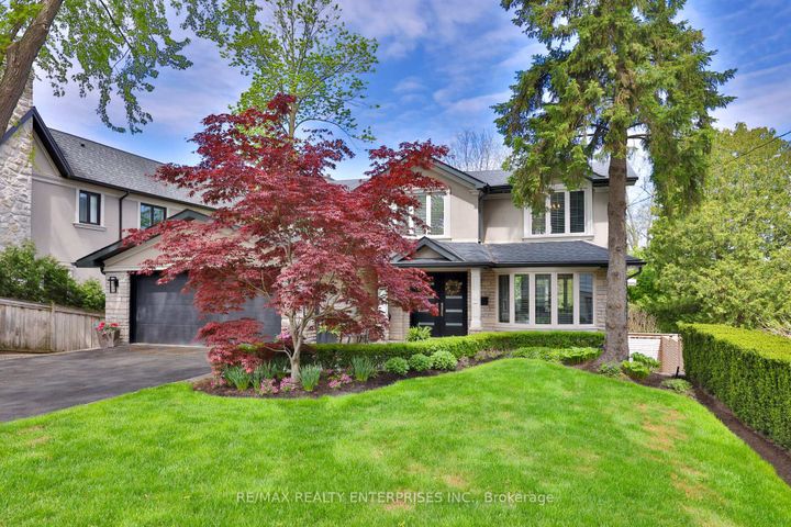 Photo 2 at 1215 Indian Road, Lorne Park, Mississauga